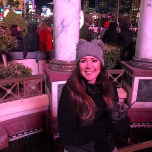 Meet your Posher, Genevieve